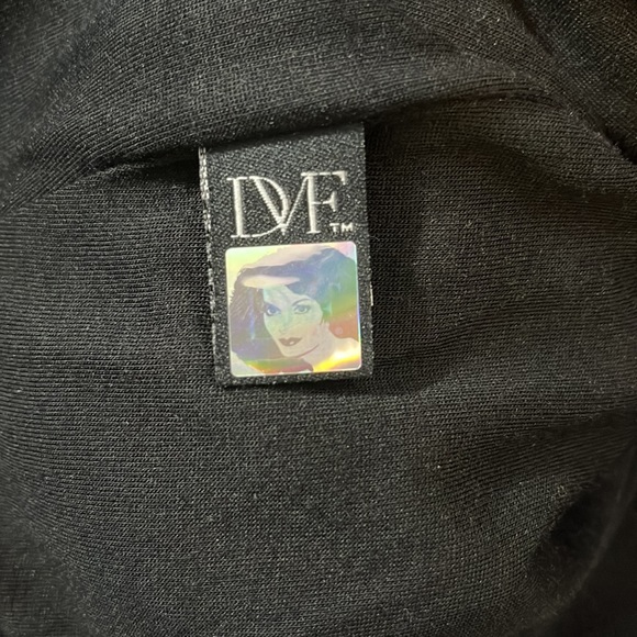 Diane Von Furstenberg Multicolor Print Ruched Mini Dress, size 10 - Picture 11 of 12